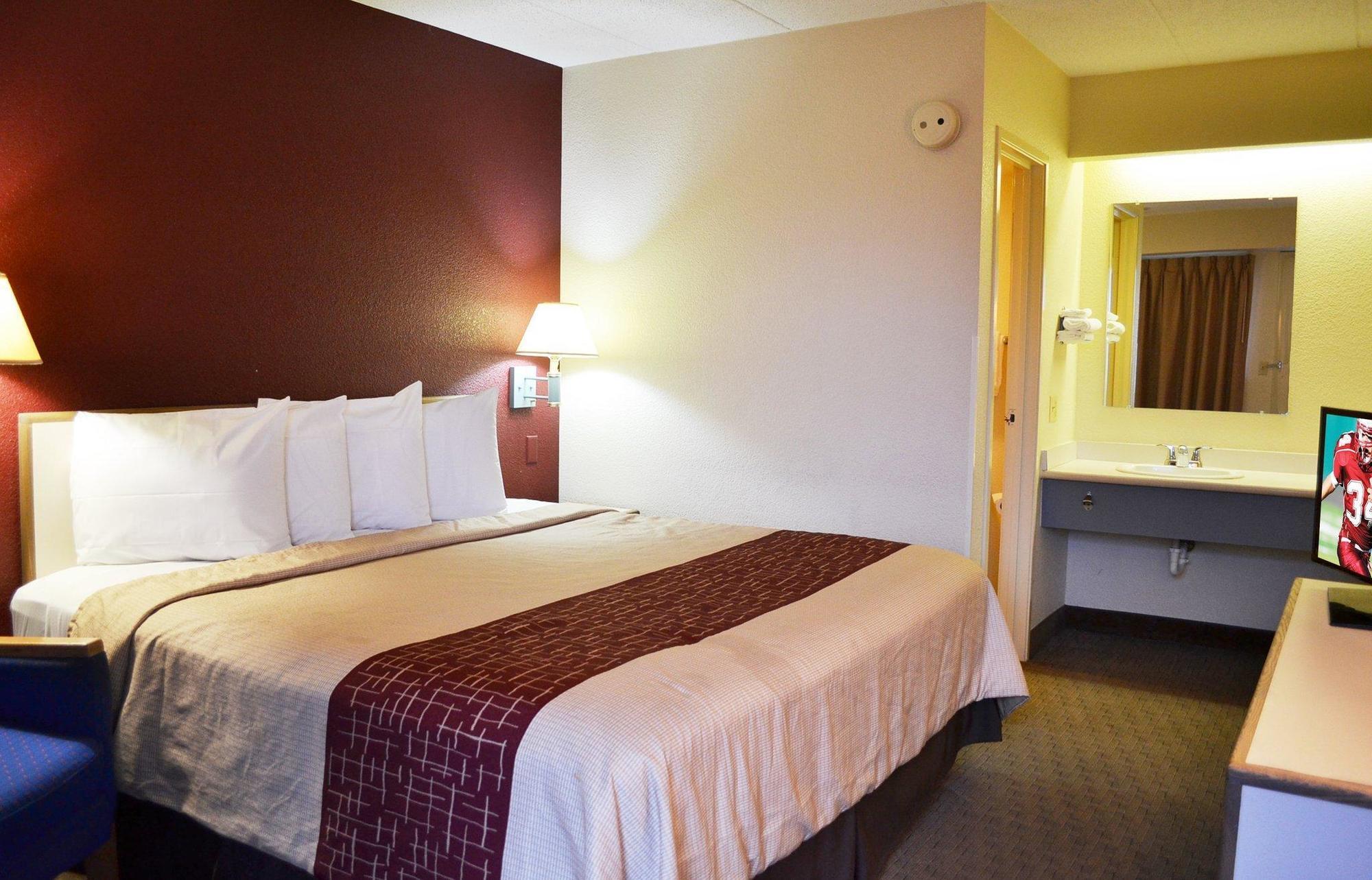 Red Roof Inn Benton Harbor - St. Joseph Exterior photo